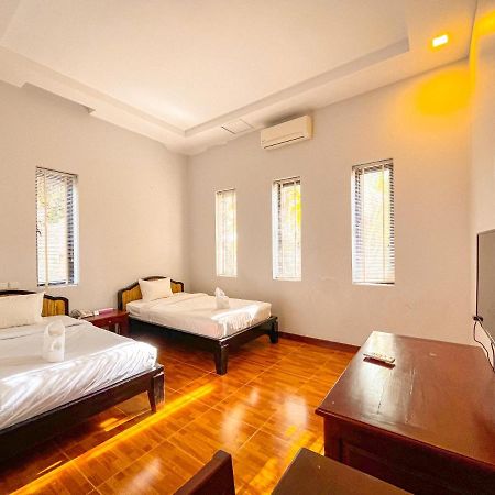 Luxury Angkor Resort & Sky Lounge 시엠리아프 외부 사진
