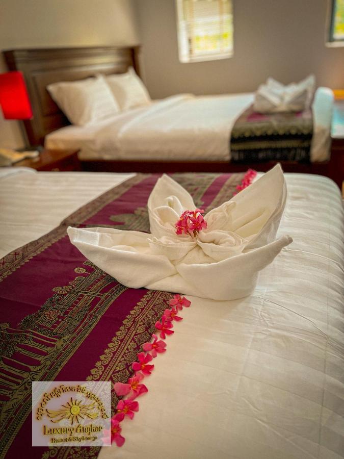 Luxury Angkor Resort & Sky Lounge 시엠리아프 외부 사진