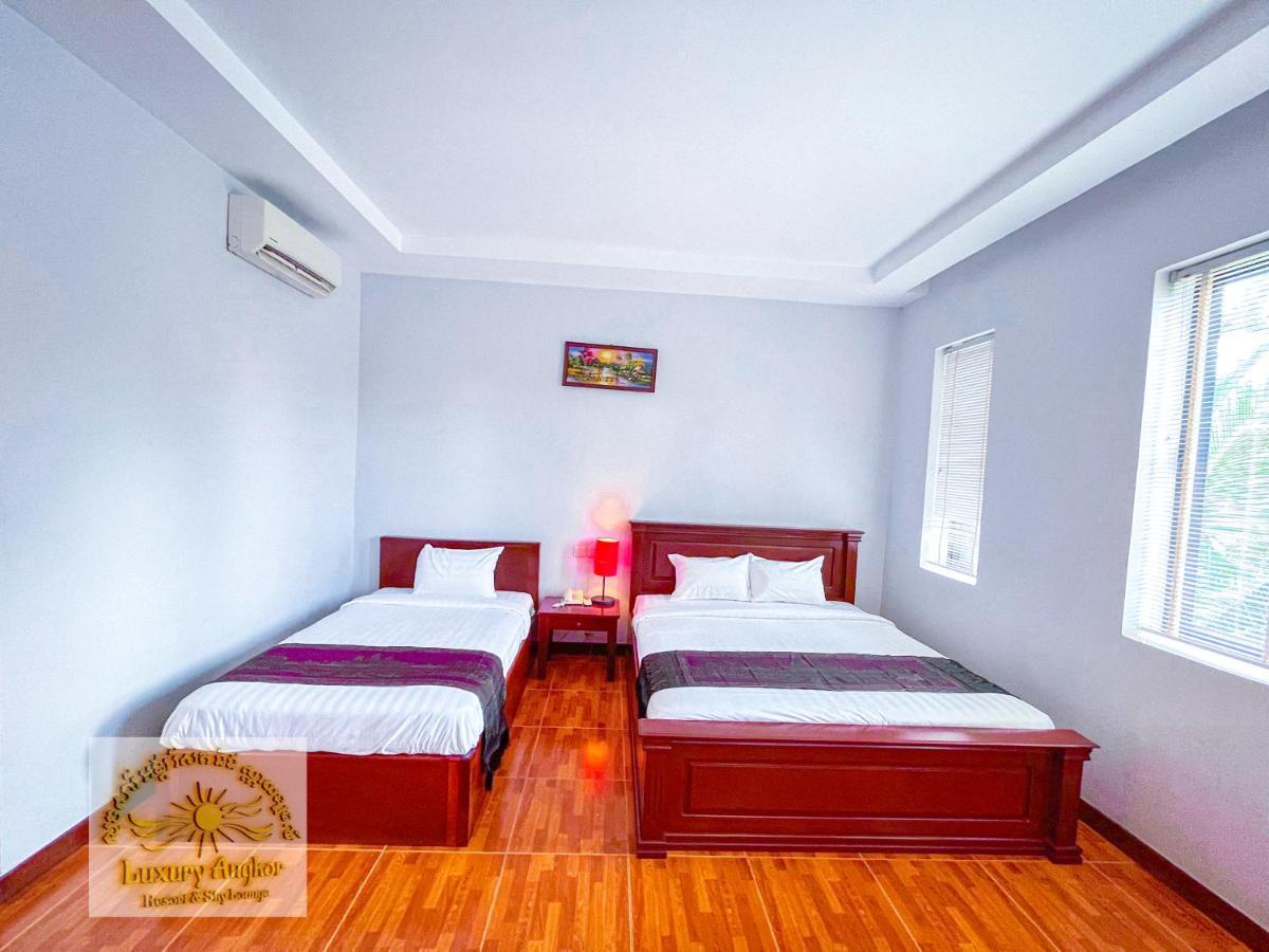 Luxury Angkor Resort & Sky Lounge 시엠리아프 외부 사진
