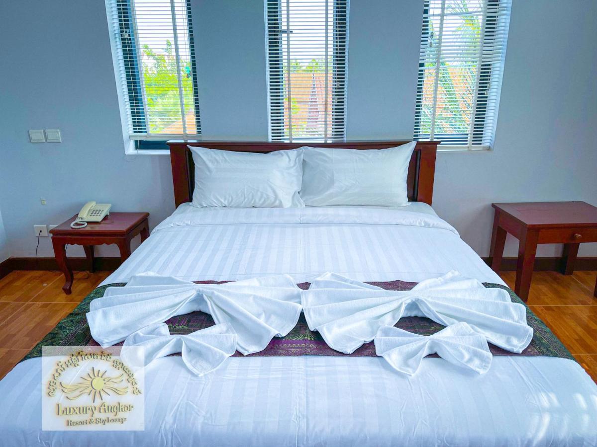 Luxury Angkor Resort & Sky Lounge 시엠리아프 외부 사진